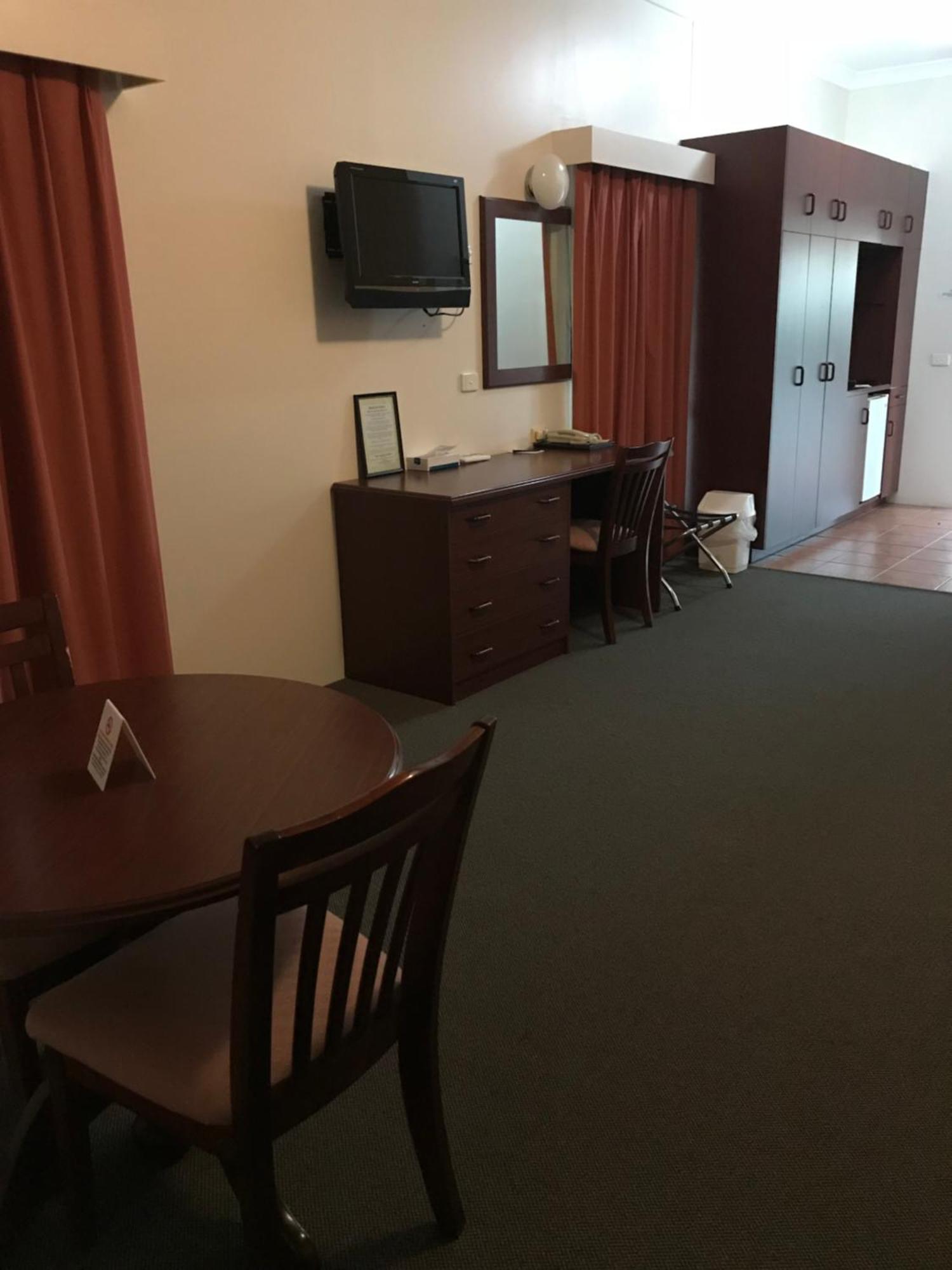 The Kidman Wayside Inn غريفيث المظهر الخارجي الصورة