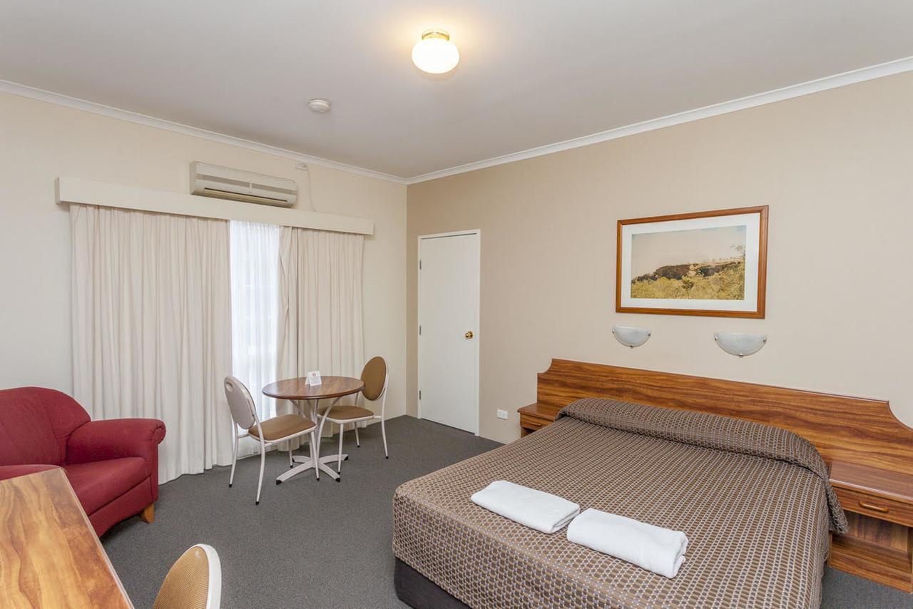 The Kidman Wayside Inn غريفيث المظهر الخارجي الصورة